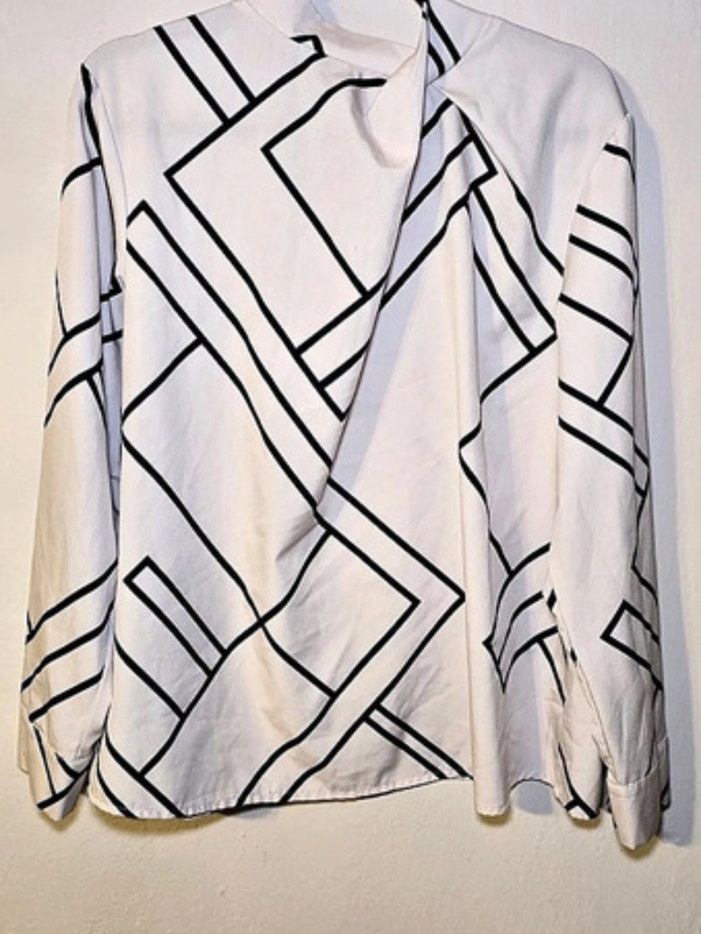 Geometric Button Down Shirt in White & Black
